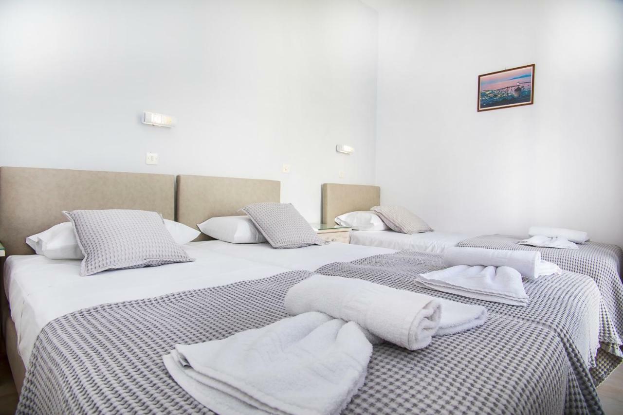 Lalos Rooms Páros 외부 사진